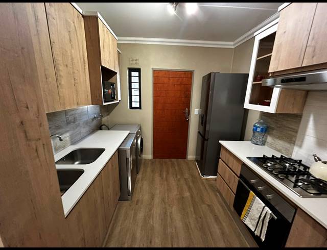 2 BEDROOM APARTMENT TO LET IN MONTANA